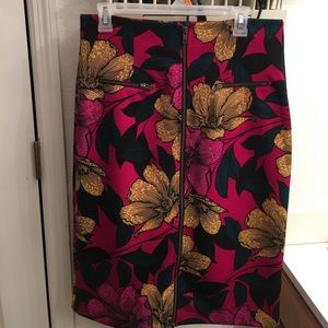 NWOT. WORTHINGTON 🌺 floral skirt.